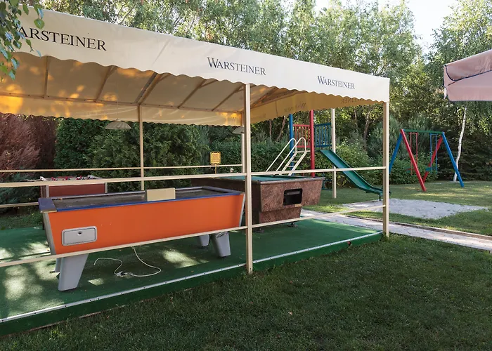 Aquamarine Slantchev Briag