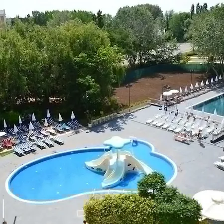 Aquamarine 4*