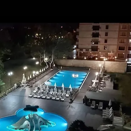 Aquamarine ساني بيتش