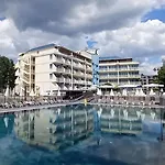 Aquamarine Ξενοδοχείο 4*