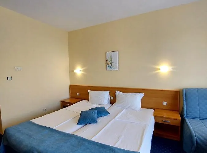 Aquamarine 써니비치