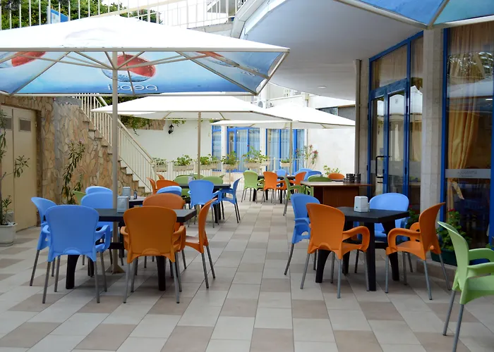 호텔 Aquamarine 4*