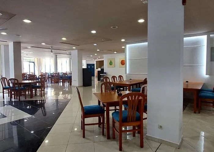 호텔 Aquamarine 4*